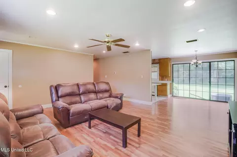 603 James Ave, Wiggins, MS 39577 photo 5