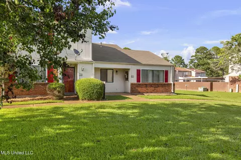 151 Lakebend Cir, Brandon, MS 39042 photo 3