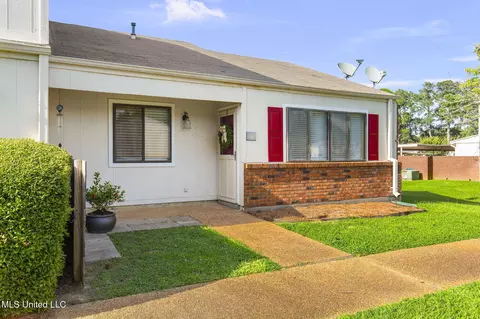 151 Lakebend Cir, Brandon, MS 39042