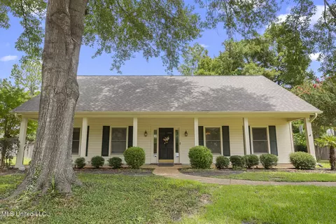 20 Peachtree Ln, Madison, MS 39110