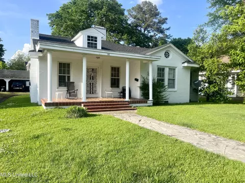 58 Snider St, Grenada, MS 38901 photo 1
