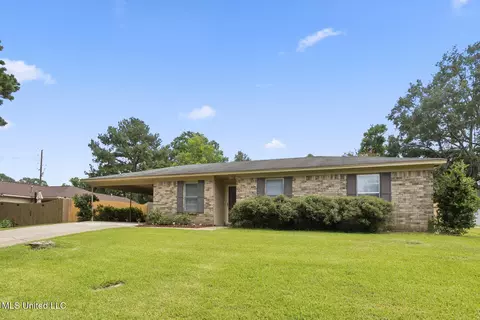 546 Hunters Creek Cir, Madison, MS 39110