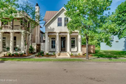 104 La Salle St, Madison, MS 39110