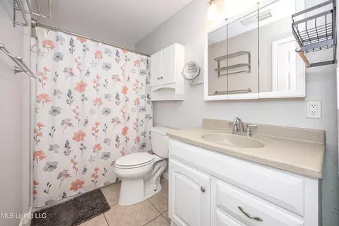 Bath - 10296 Road 252, Biloxi, MS 39532 photo 1 of 1