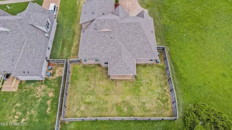View/Area - 275 Magnolia Gardens Dr, Hernando, MS 38632 photo 5 of 5