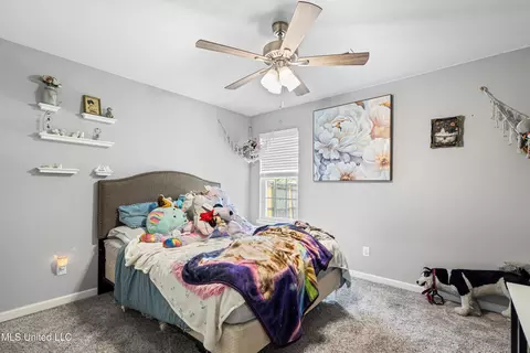 Bedroom - 275 Magnolia Gardens Dr, Hernando, MS 38632 photo 4 of 5