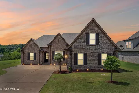 Exterior - 275 Magnolia Gardens Dr, Hernando, MS 38632 photo 3 of 3