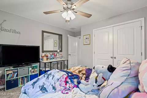 Bedroom - 275 Magnolia Gardens Dr, Hernando, MS 38632 photo 1 of 5
