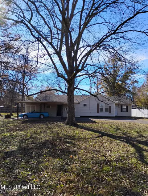 1152 Oakhurst Ave, Clarksdale, MS 38614
