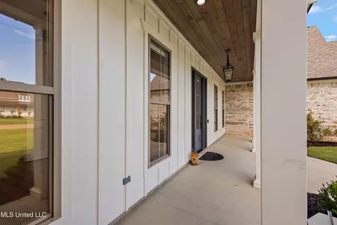Exterior - 122 Anchor Ln, Brandon, MS 39047 photo 1 of 4