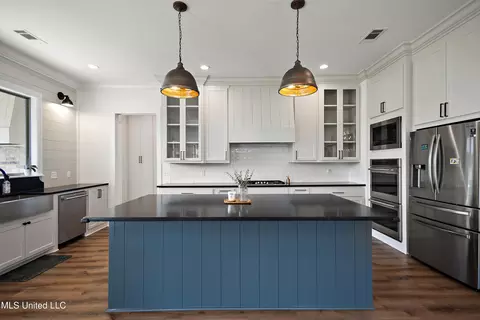 Kitchen - 122 Anchor Ln, Brandon, MS 39047 photo 1 of 6