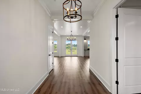 Entry Way - 122 Anchor Ln, Brandon, MS 39047 photo 3 of 5