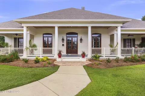 Exterior - 106 Wethersfield Dr, Madison, MS 39110 photo 4 of 23
