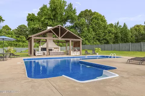 Exterior - 106 Wethersfield Dr, Madison, MS 39110 photo 10 of 23