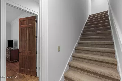 Entry Way - 106 Wethersfield Dr, Madison, MS 39110 photo 3 of 4