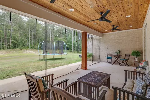 Exterior - 475 Saint Johns Rd, Braxton, MS 39044 photo 7 of 8