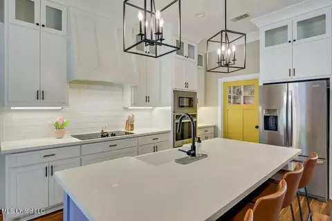 Kitchen - 475 Saint Johns Rd, Braxton, MS 39044 photo 3 of 4