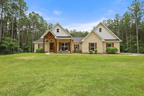 475 Saint Johns Rd, Braxton, MS 39044