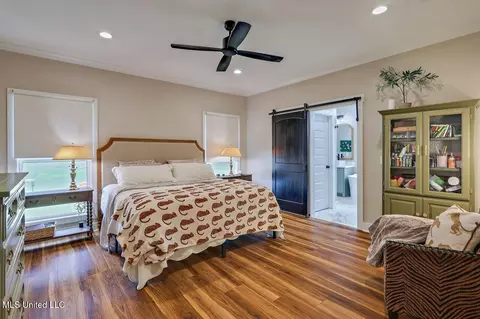Bedroom - 475 Saint Johns Rd, Braxton, MS 39044 photo 1 of 3