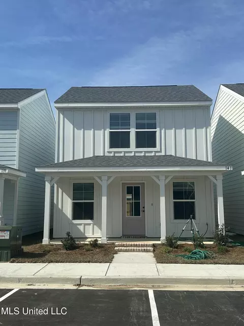 141 Coral Breeze Dr, Biloxi, MS 39531
