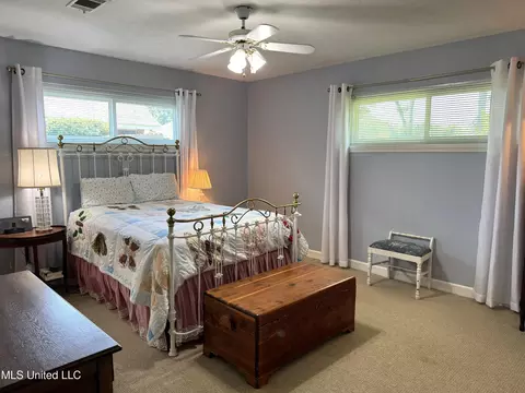 Bedroom - 4 Sun Ct, Natchez, MS 39120 photo 4 of 5