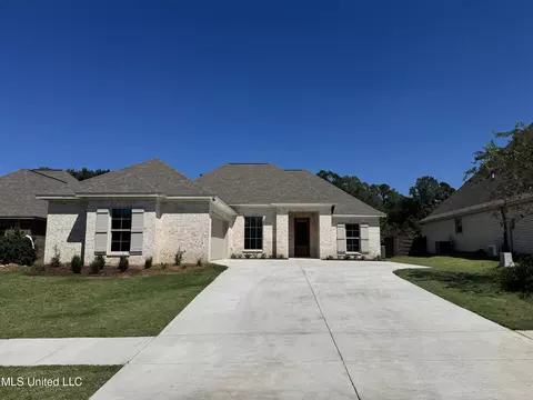 16 Hedges Plantation Pl, Natchez, MS 39120