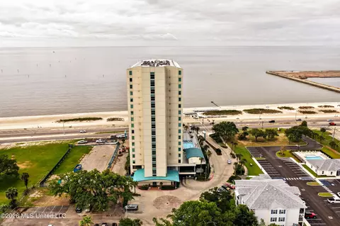 2060 Beach Blvd #906, Biloxi, MS 39531