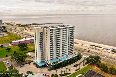 2060 Beach Blvd #906, Biloxi, MS 39531
