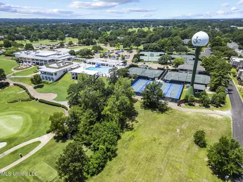 St Andrews Drive, Jackson, MS 39211