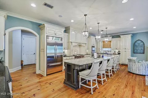 Kitchen - 715 Westerly Dr, Brandon, MS 39042 photo 1 of 8