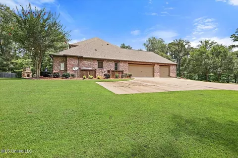 Exterior - 715 Westerly Dr, Brandon, MS 39042 photo 11 of 12