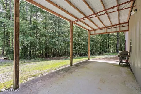 Exterior - 715 Westerly Dr, Brandon, MS 39042 photo 10 of 12