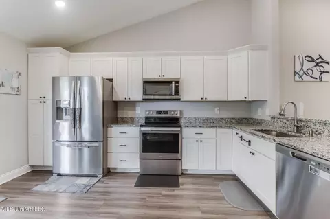 Kitchen - 60 Summit View Dr, Perkinston, MS 39573 photo 1 of 1