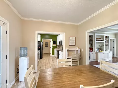 324 White Sand Rd, Florence, MS 39073 photo 9