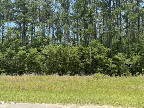 Edgewood Drive, Saucier, MS 39574