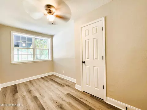 Bedroom - 4317 Knowles Ave, Moss Point, MS 39562 photo 2 of 5
