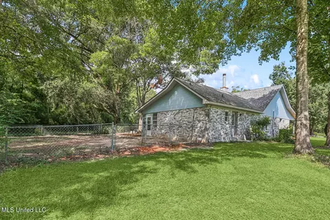 Exterior - 320 Mcsween Rd, Picayune, MS 39466 photo 10 of 11