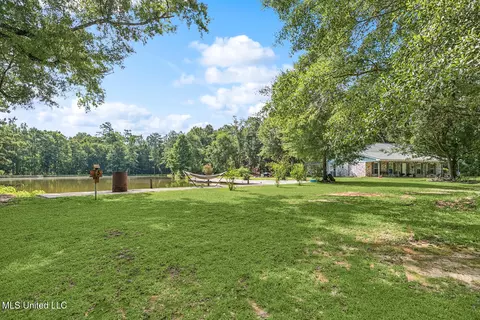 Exterior - 320 Mcsween Rd, Picayune, MS 39466 photo 4 of 11