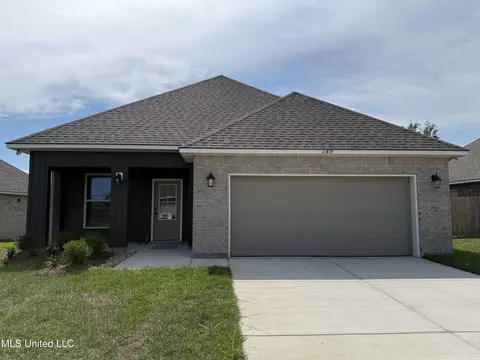 11419 Oak Aly, Gulfport, MS 39503