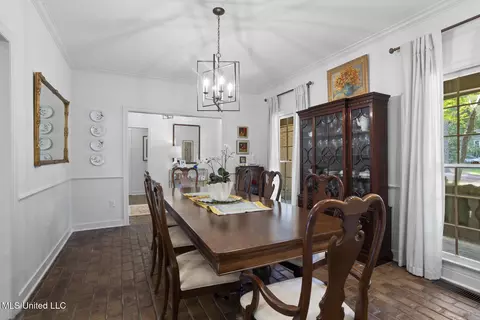 Dining - 1510 Douglass Dr, Jackson, MS 39211 photo 2 of 4