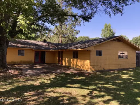 Exterior - 1002 Autumn St, Jackson, MS 39212 photo 3 of 3