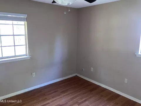 Bedroom - 1002 Autumn St, Jackson, MS 39212 photo 4 of 4