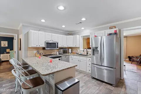 Kitchen - 1274 Baker Road Rd, Batesville, MS 38606 photo 1 of 3