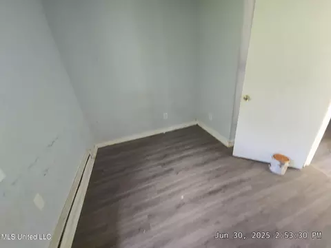 Bedroom - 2728 Utah St, Jackson, MS 39213 photo 2 of 2