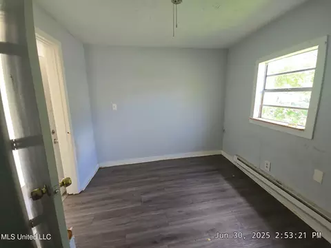 Bedroom - 2728 Utah St, Jackson, MS 39213 photo 1 of 2