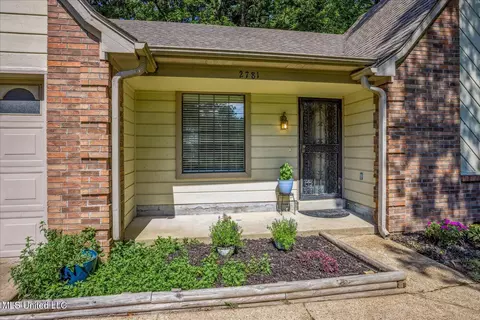 2781 Hickory Hill Dr, Nesbit, MS 38651 photo 4