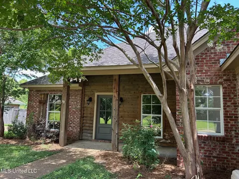 123 Kenzie Dr, Madison, MS 39110