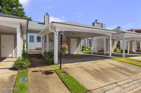 Exterior - 5072 Harling Pl, Jackson, MS 39211 photo 3 of 8
