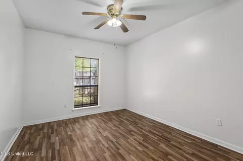 Bedroom - 5072 Harling Pl, Jackson, MS 39211 photo 1 of 4