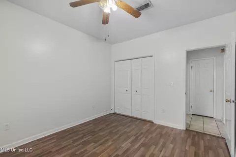 Bedroom - 5072 Harling Pl, Jackson, MS 39211 photo 3 of 4